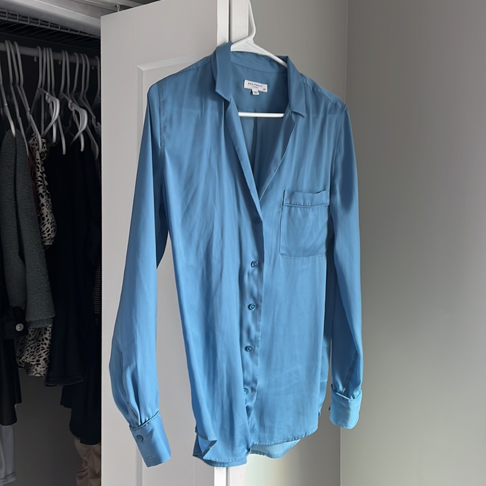 Equipment Femme Blue Silk Top, worn once - Picture 2 of 5